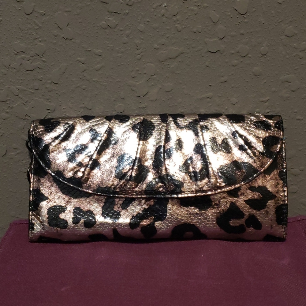 NEW Leopard pattern wristlet STYLE & CO